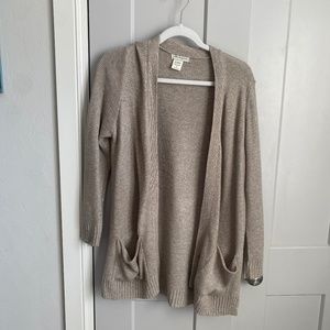 Cotton Emporium Women’s Plus Size Beige Vallerie Texture Two Pocket Cardigan M